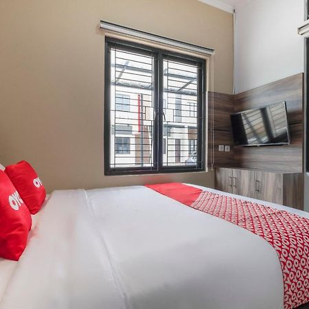 Oyo Life 3246 Walnut Inn G-10 Telukjambe Esterno foto